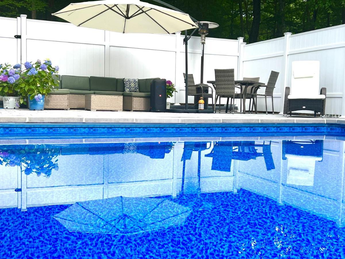 Amazing Poconos House . Sauna/Hot Tub/Private Pool East Stroudsburg Εξωτερικό φωτογραφία