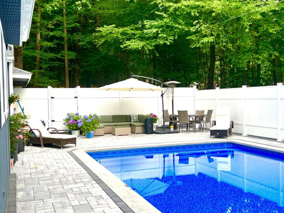 Amazing Poconos House . Sauna/Hot Tub/Private Pool East Stroudsburg Εξωτερικό φωτογραφία
